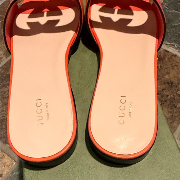 Gucci Women's Bold Orange Slide Sandals - Picture 3 of 6